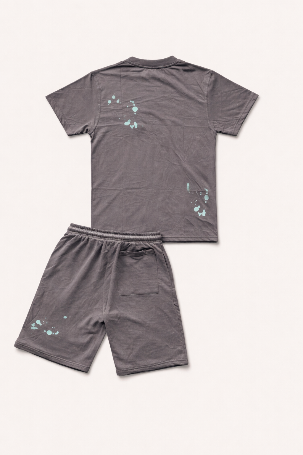 FROST GREY SHORT SET - Crimson Stars